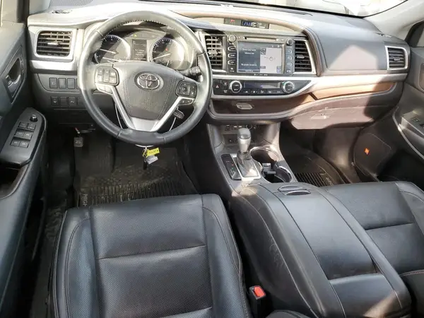 5TDDZRFH4KS951391 2019 TOYOTA HIGHLANDER - Image 8