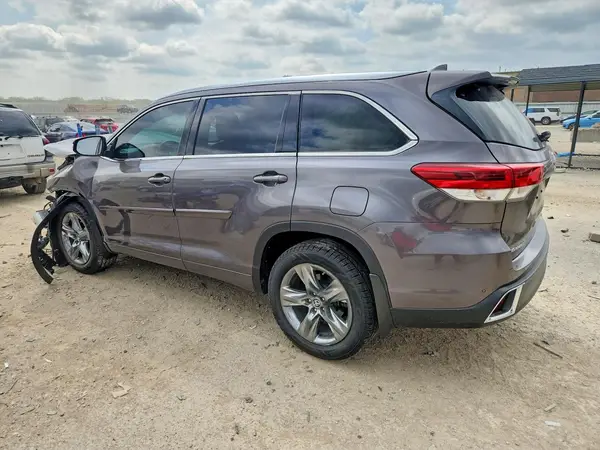 5TDDZRFH4KS959930 2019 TOYOTA HIGHLANDER - Image 2