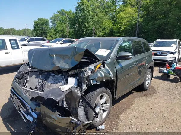 5TDDZRFH4KS978963 2019 TOYOTA HIGHLANDER - Image 2