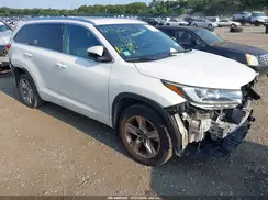 5TDDZRFH4KS980194 2019 TOYOTA HIGHLANDER