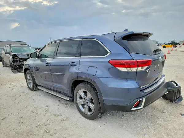 5TDDZRFH4KS980342 2019 TOYOTA HIGHLANDER - Image 2