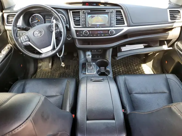 5TDDZRFH4KS981412 2019 TOYOTA HIGHLANDER - Image 8