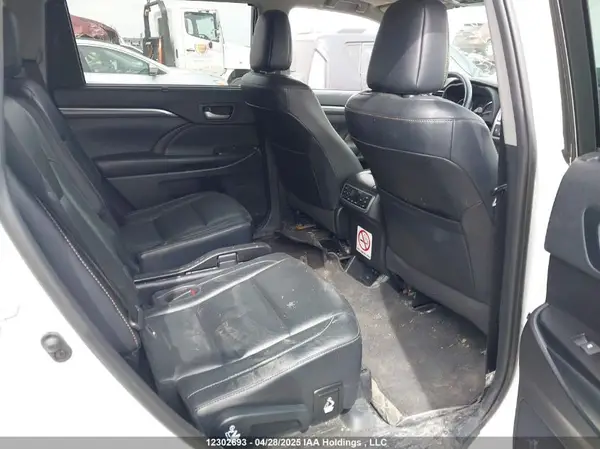 5TDDZRFH4KS998114 2019 TOYOTA HIGHLANDER - Image 8