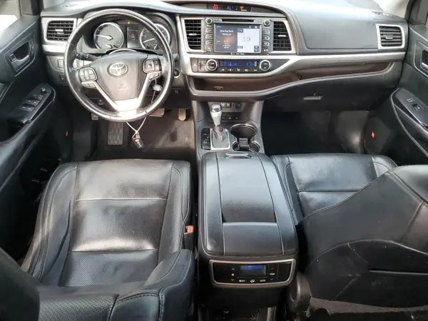 5TDDZRFH5HS361113 2017 TOYOTA HIGHLANDER - Image 8