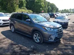 5TDDZRFH5HS363766 2017 TOYOTA HIGHLANDER