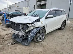 5TDDZRFH5HS376727 2017 TOYOTA HIGHLANDER