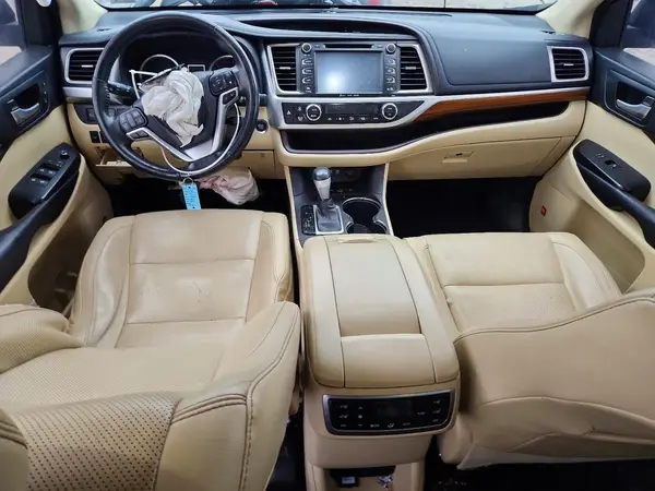 5TDDZRFH5HS376727 2017 TOYOTA HIGHLANDER - Image 8
