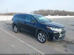 5TDDZRFH5HS382592 2017 TOYOTA HIGHLANDER
