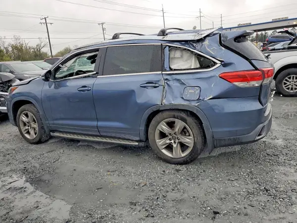 5TDDZRFH5HS388778 2017 TOYOTA HIGHLANDER - Image 2