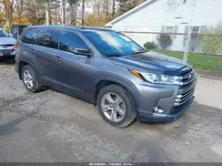 5TDDZRFH5HS398422 2017 TOYOTA HIGHLANDER