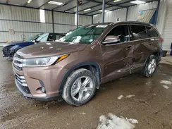 5TDDZRFH5HS450583 2017 TOYOTA HIGHLANDER