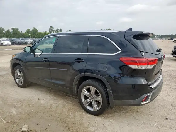 5TDDZRFH5HS458974 2017 TOYOTA HIGHLANDER - Image 2