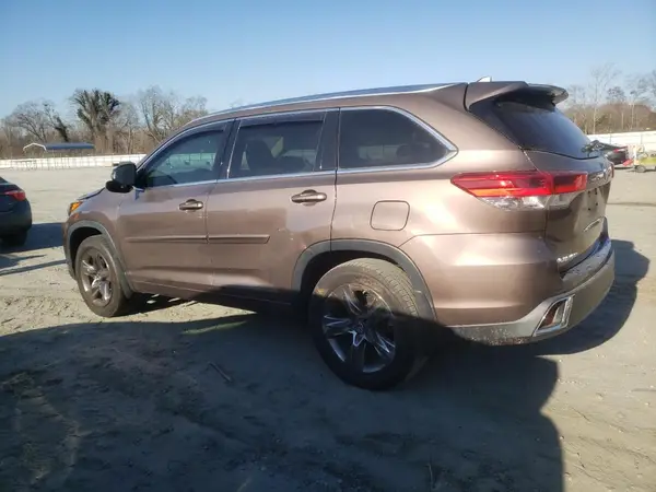 5TDDZRFH5JS495710 2018 TOYOTA HIGHLANDER - Image 2