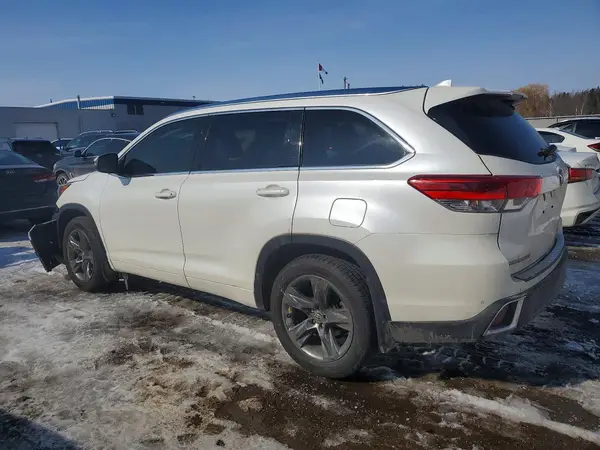 5TDDZRFH5JS804320 2018 TOYOTA HIGHLANDER - Image 2