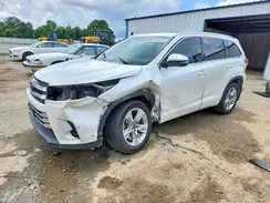5TDDZRFH5JS805841 2018 TOYOTA HIGHLANDER