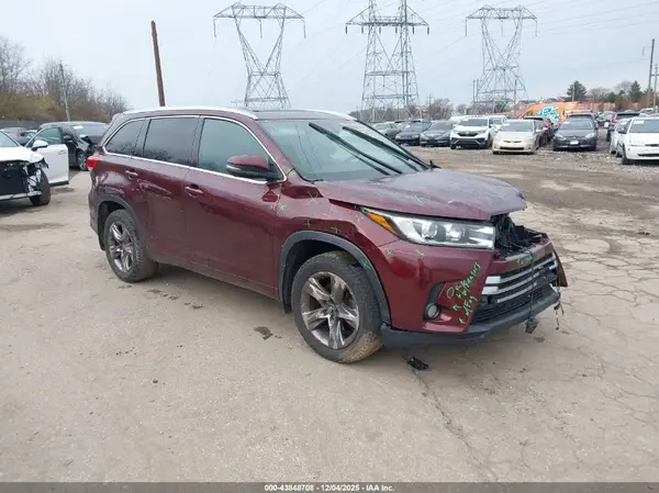 5TDDZRFH5JS814149 2018 TOYOTA HIGHLANDER - Image 1
