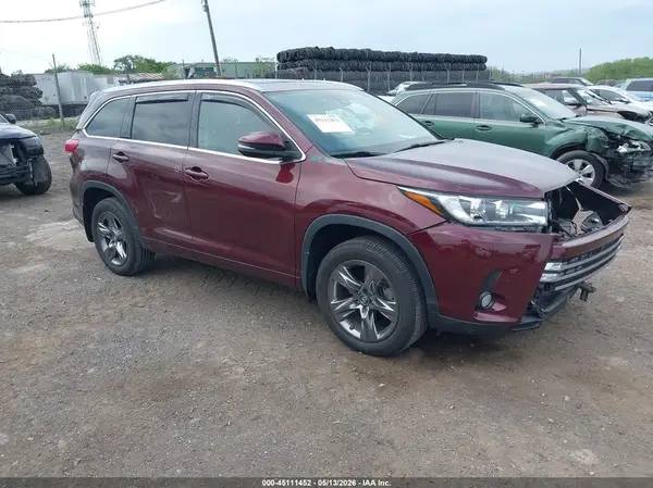 5TDDZRFH5JS819061 2018 TOYOTA HIGHLANDER - Image 1
