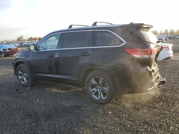 5TDDZRFH5JS839455 2018 TOYOTA HIGHLANDER - Image 2