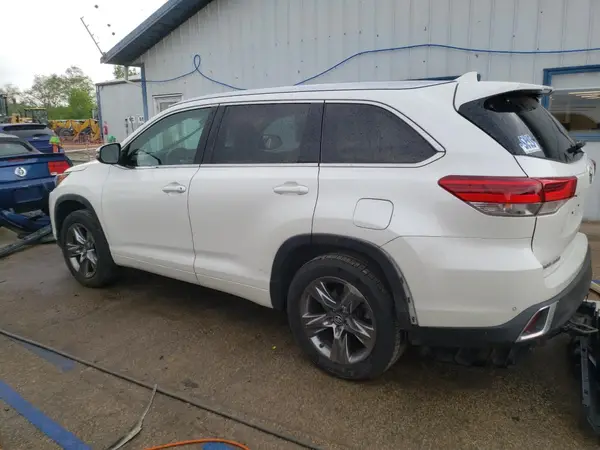 5TDDZRFH5JS847748 2018 TOYOTA HIGHLANDER - Image 2
