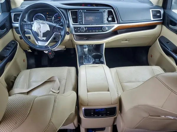 5TDDZRFH5JS859415 2018 TOYOTA HIGHLANDER - Image 8