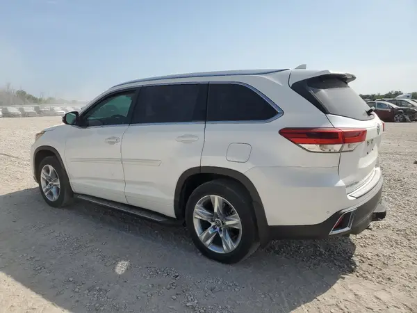 5TDDZRFH5JS871726 2018 TOYOTA HIGHLANDER - Image 2