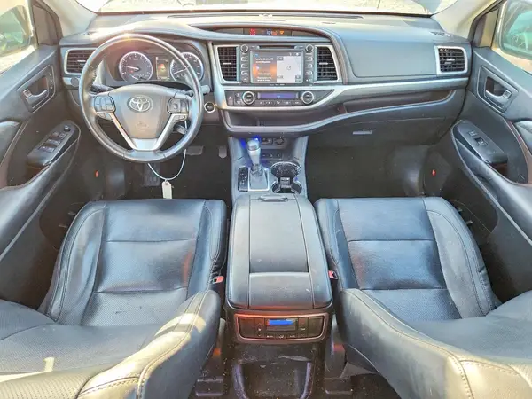 5TDDZRFH5JS876327 2018 TOYOTA HIGHLANDER - Image 8