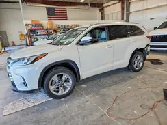 5TDDZRFH5JS878207 2018 TOYOTA HIGHLANDER
