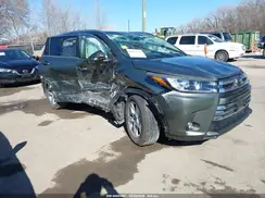 5TDDZRFH5JS891488 2018 TOYOTA HIGHLANDER