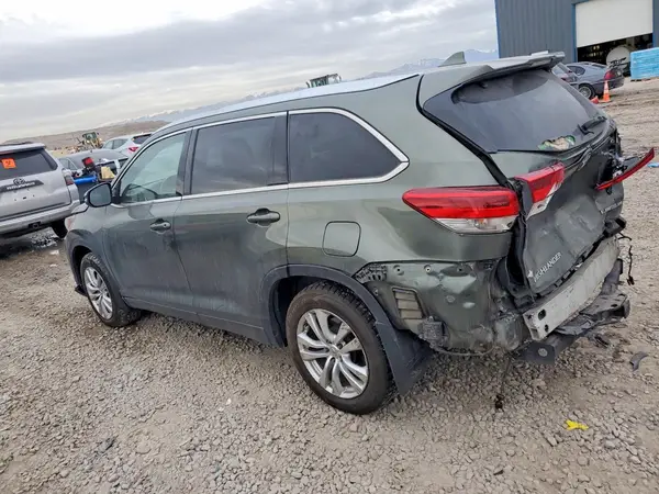 5TDDZRFH5JS901839 2018 TOYOTA HIGHLANDER - Image 2