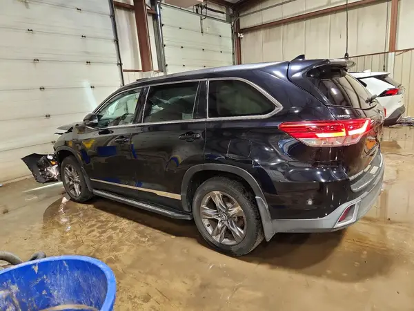 5TDDZRFH5KS716336 2019 TOYOTA HIGHLANDER - Image 2