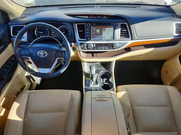 5TDDZRFH5KS724811 2019 TOYOTA HIGHLANDER - Image 8