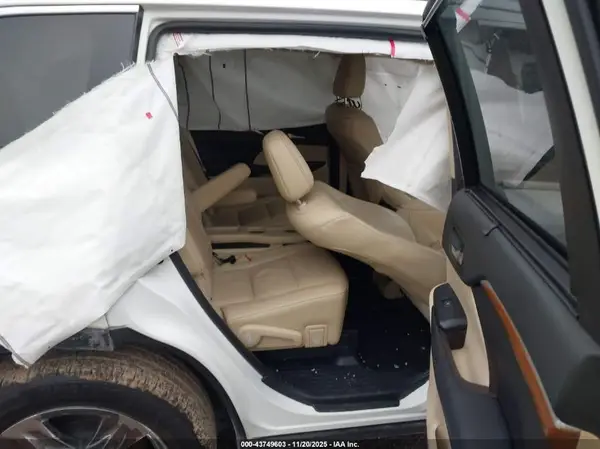5TDDZRFH5KS746744 2019 TOYOTA HIGHLANDER - Image 8