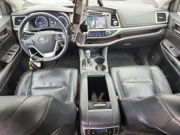 5TDDZRFH5KS943154 2019 TOYOTA HIGHLANDER - Image 8