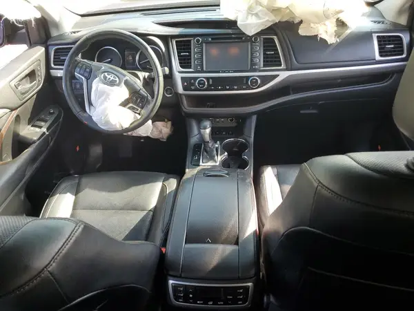5TDDZRFH5KS944272 2019 TOYOTA HIGHLANDER - Image 8