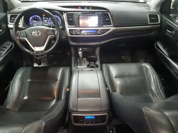 5TDDZRFH5KS965221 2019 TOYOTA HIGHLANDER - Image 8