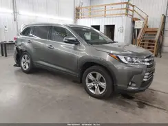 5TDDZRFH5KS976638 2019 TOYOTA HIGHLANDER