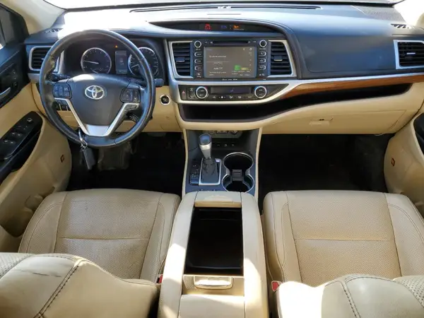 5TDDZRFH6HS372718 2017 TOYOTA HIGHLANDER - Image 8