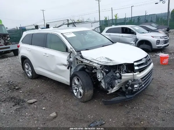 5TDDZRFH6HS383458 2017 TOYOTA HIGHLANDER - Image 1