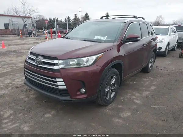 5TDDZRFH6HS404017 2017 TOYOTA HIGHLANDER - Image 2