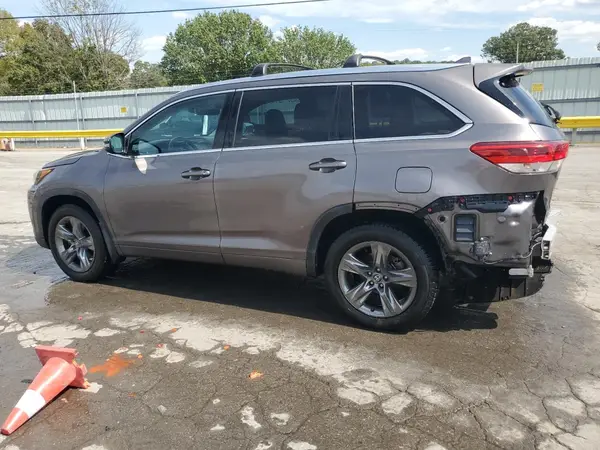 5TDDZRFH6HS420735 2017 TOYOTA HIGHLANDER - Image 2
