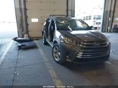 5TDDZRFH6HS421769 2017 TOYOTA HIGHLANDER