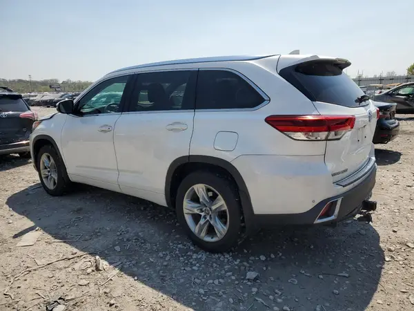 5TDDZRFH6HS422498 2017 TOYOTA HIGHLANDER - Image 2