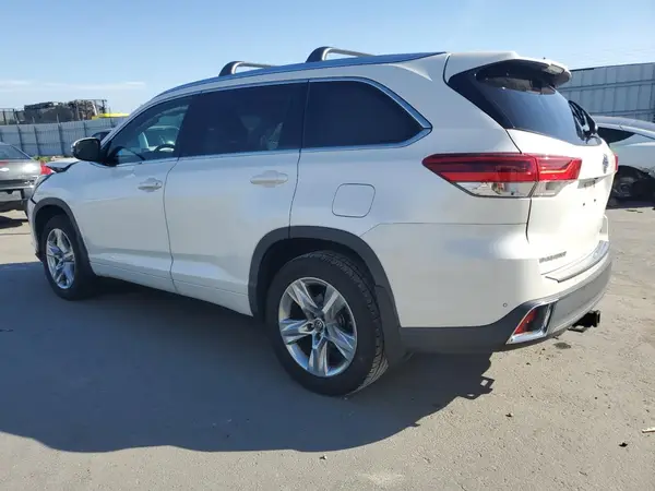 5TDDZRFH6HS435042 2017 TOYOTA HIGHLANDER - Image 2