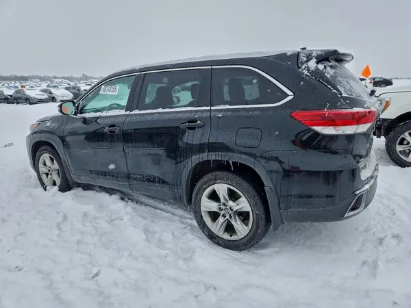 5TDDZRFH6HS471443 2017 TOYOTA HIGHLANDER - Image 2
