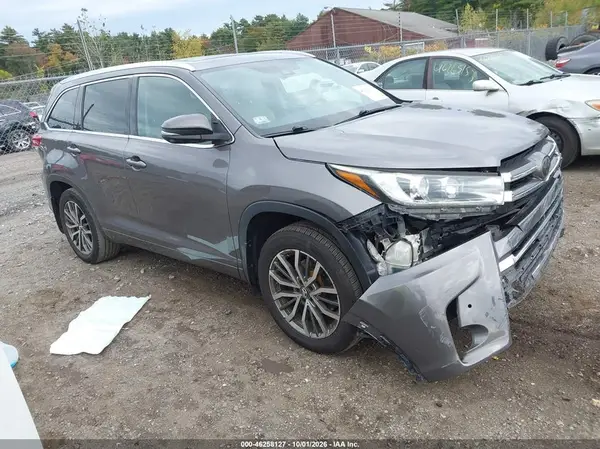 5TDDZRFH6HS484306 2017 TOYOTA HIGHLANDER - Image 1