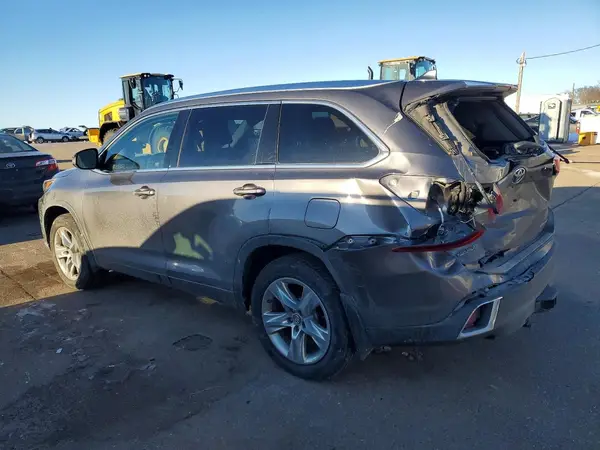 5TDDZRFH6JS821479 2018 TOYOTA HIGHLANDER - Image 2