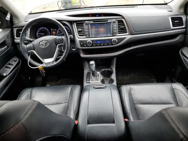 5TDDZRFH6JS845300 2018 TOYOTA HIGHLANDER - Image 8
