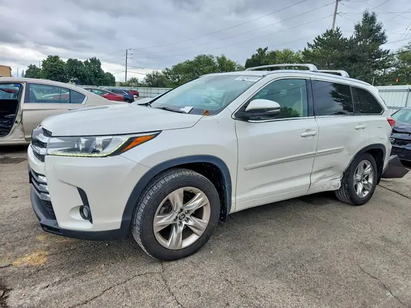 5TDDZRFH6JS866115 2018 TOYOTA HIGHLANDER - Image 1