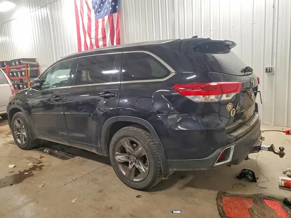 5TDDZRFH6JS880919 2018 TOYOTA HIGHLANDER - Image 2