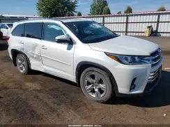 5TDDZRFH6JS881133 2018 TOYOTA HIGHLANDER